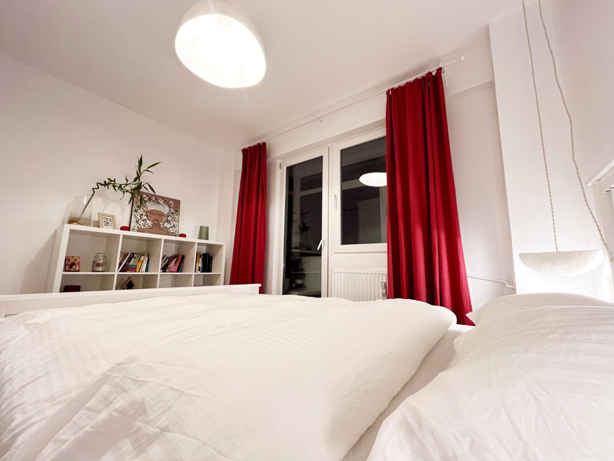 Lola'S Apartament Close To City Center ブカレスト エクステリア 写真
